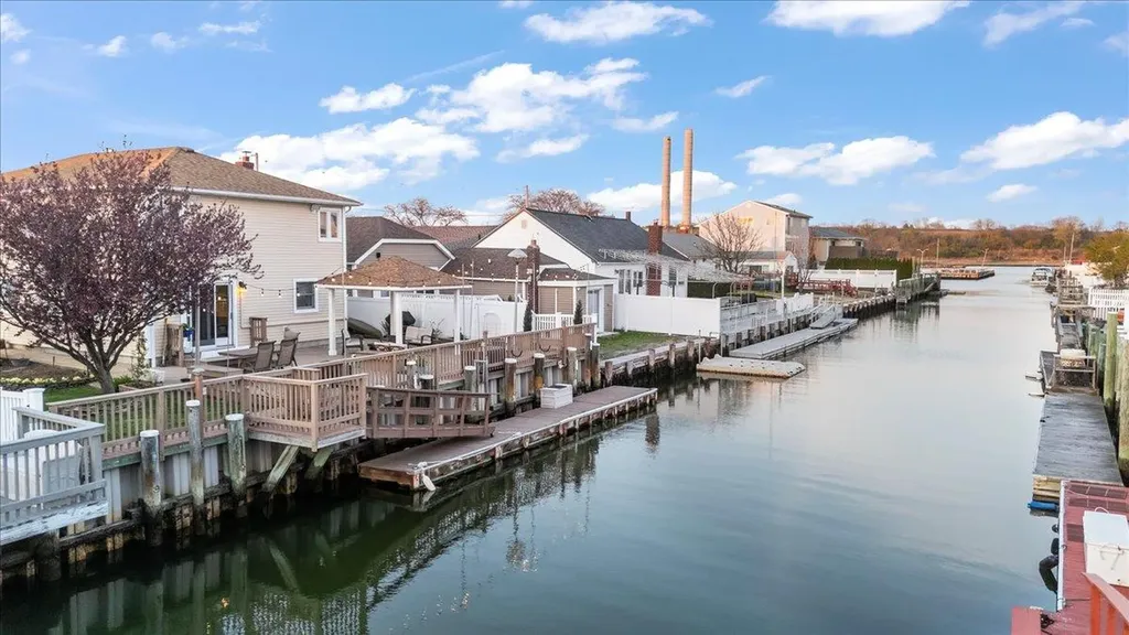 64 E Bedell Street Freeport NY 11520