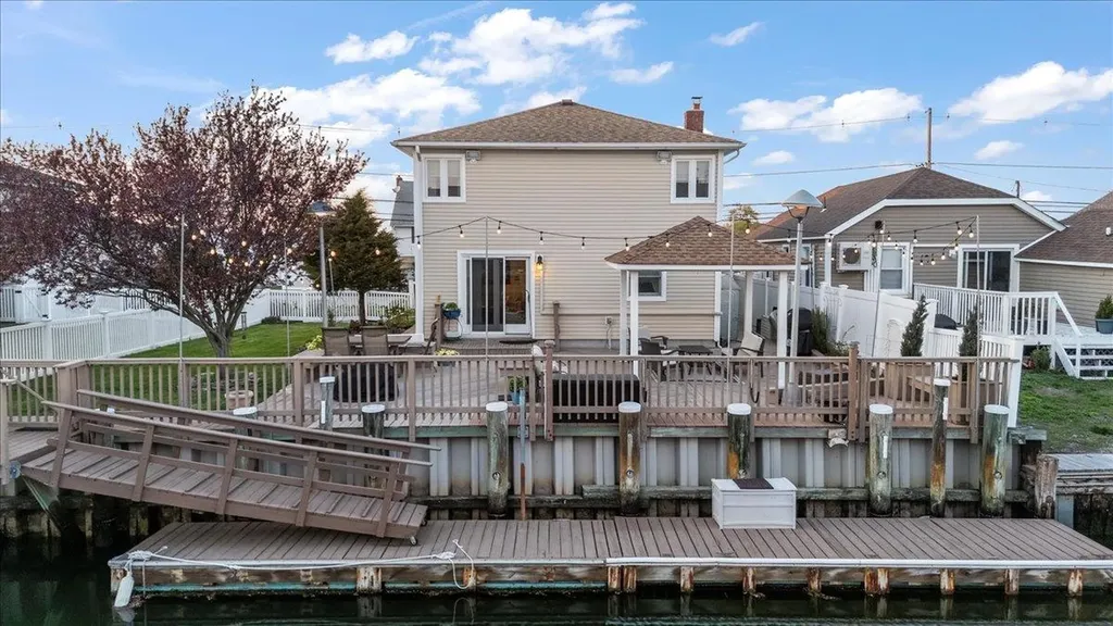 64 E Bedell Street Freeport NY 11520