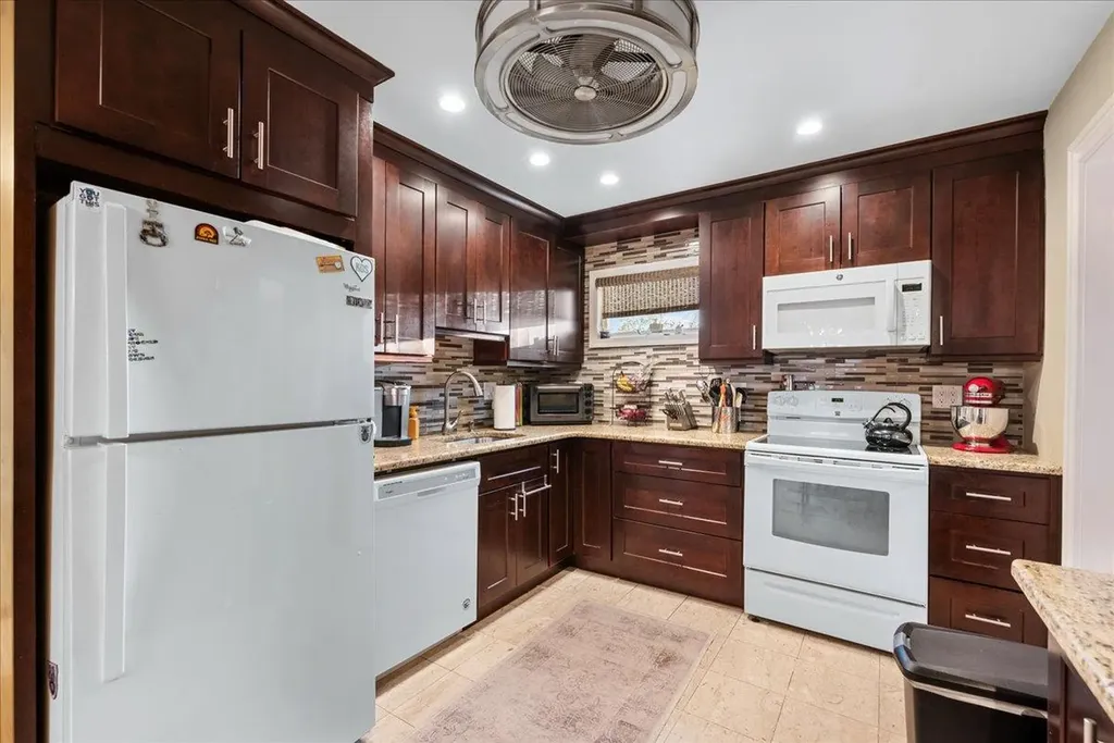64 E Bedell Street Freeport NY 11520
