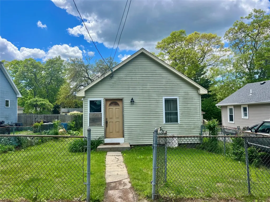 56 Shell Road Rocky Point NY 11778