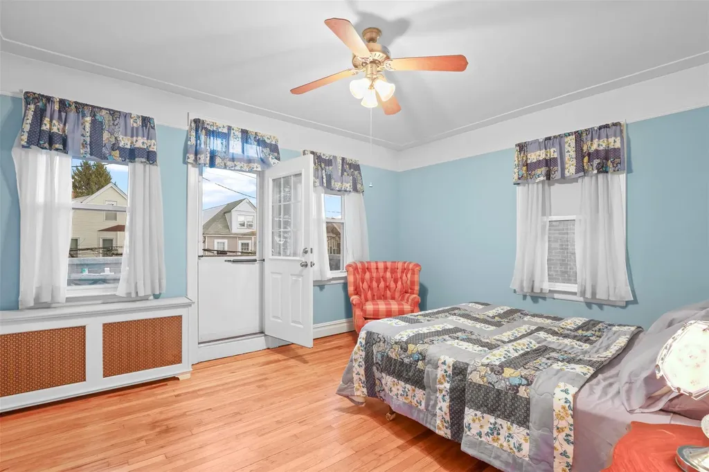 332 E 240th Street Bronx NY 10470