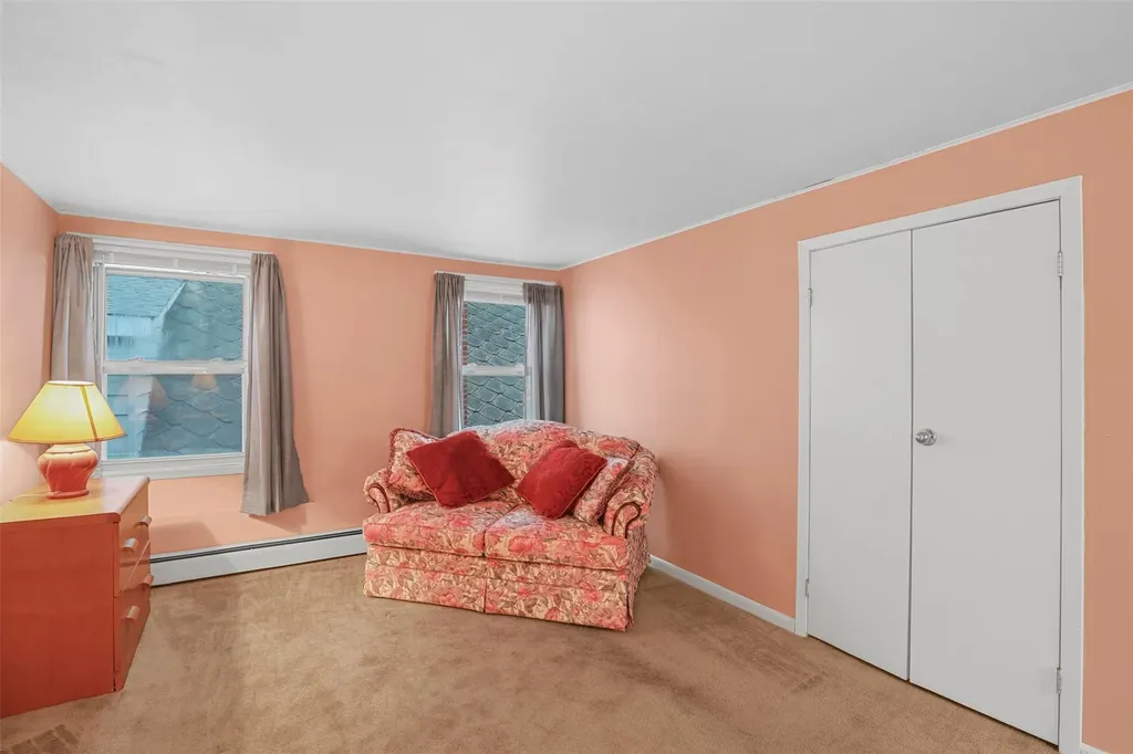 332 E 240th Street Bronx NY 10470