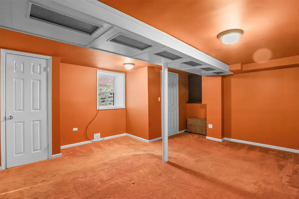 332 E 240th Street Bronx NY 10470