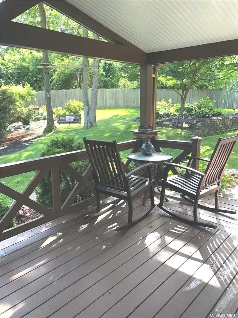 138 Broadway Rocky Point NY 11778