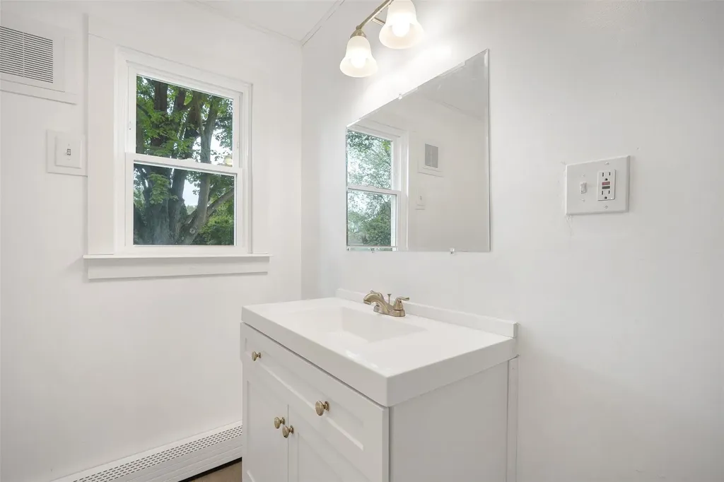513 Vassar Road Poughkeepsie NY 12603