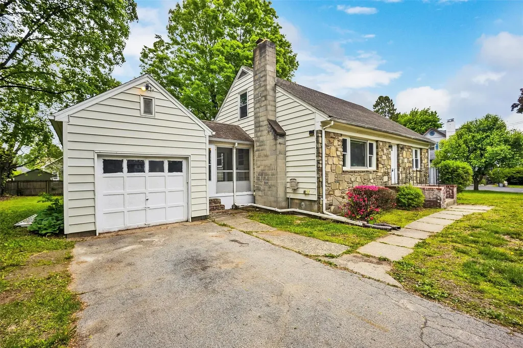 513 Vassar Road Poughkeepsie NY 12603