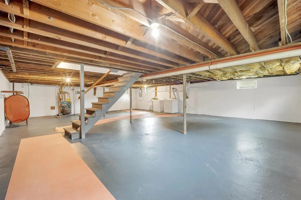 513 Vassar Road Poughkeepsie NY 12603