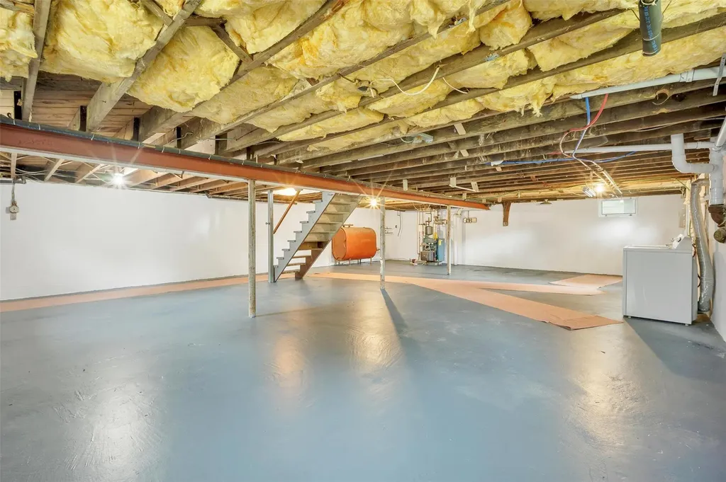 513 Vassar Road Poughkeepsie NY 12603