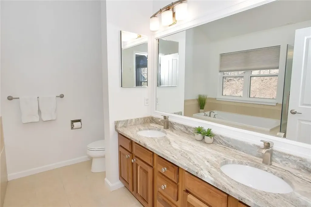 86 Hillcrest Lane Peekskill NY 10566