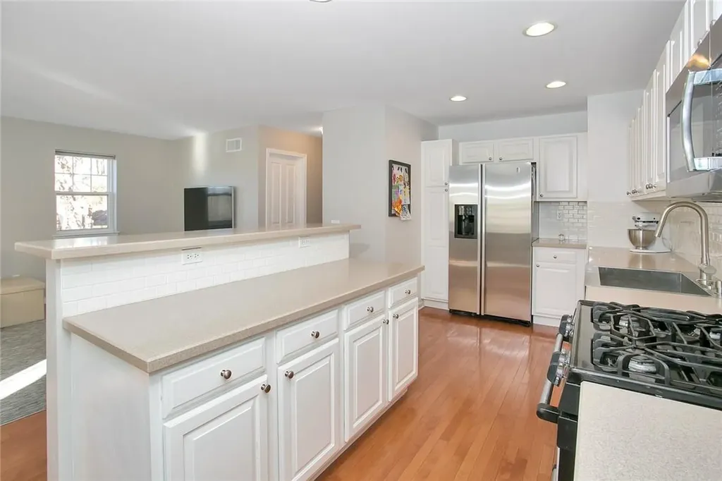 86 Hillcrest Lane Peekskill NY 10566