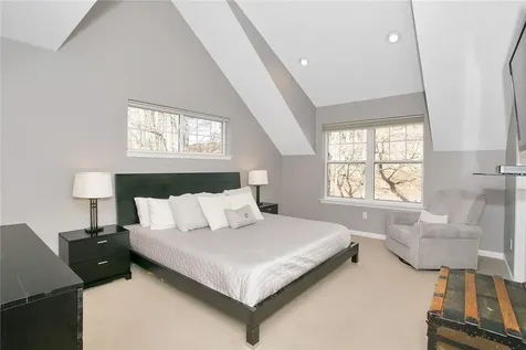 86 Hillcrest Lane Peekskill NY 10566