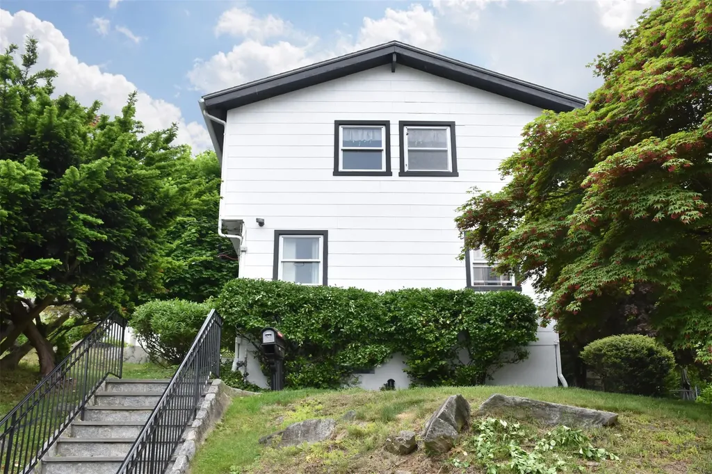 56 Ogden Place Dobbs Ferry NY 10522