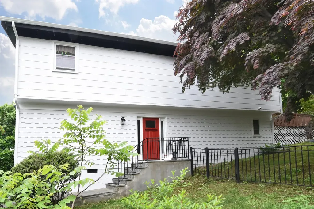 56 Ogden Place Dobbs Ferry NY 10522
