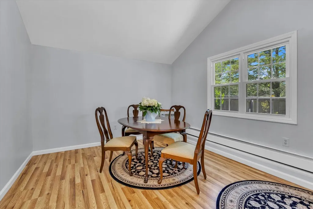 53 3rd Avenue East Islip NY 11730