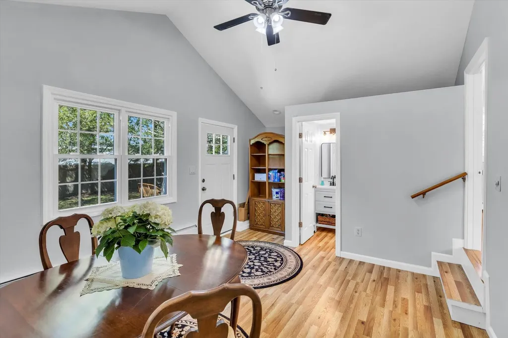 53 3rd Avenue East Islip NY 11730