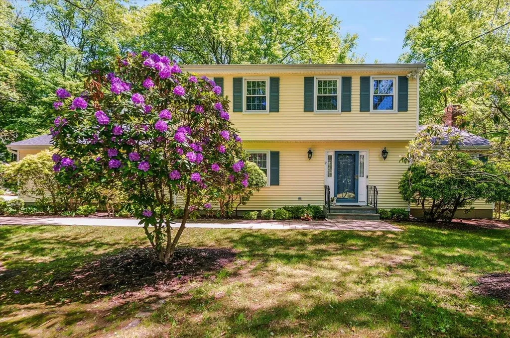 24 Summit Circle Somers NY 10589