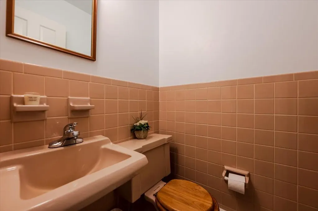 24 Summit Circle Somers NY 10589