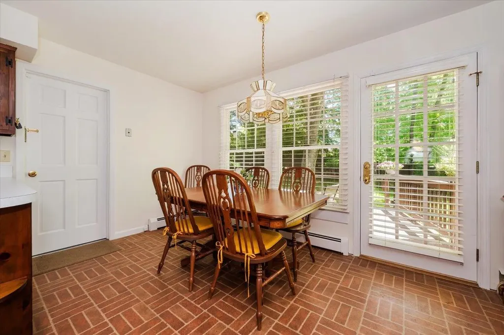 24 Summit Circle Somers NY 10589