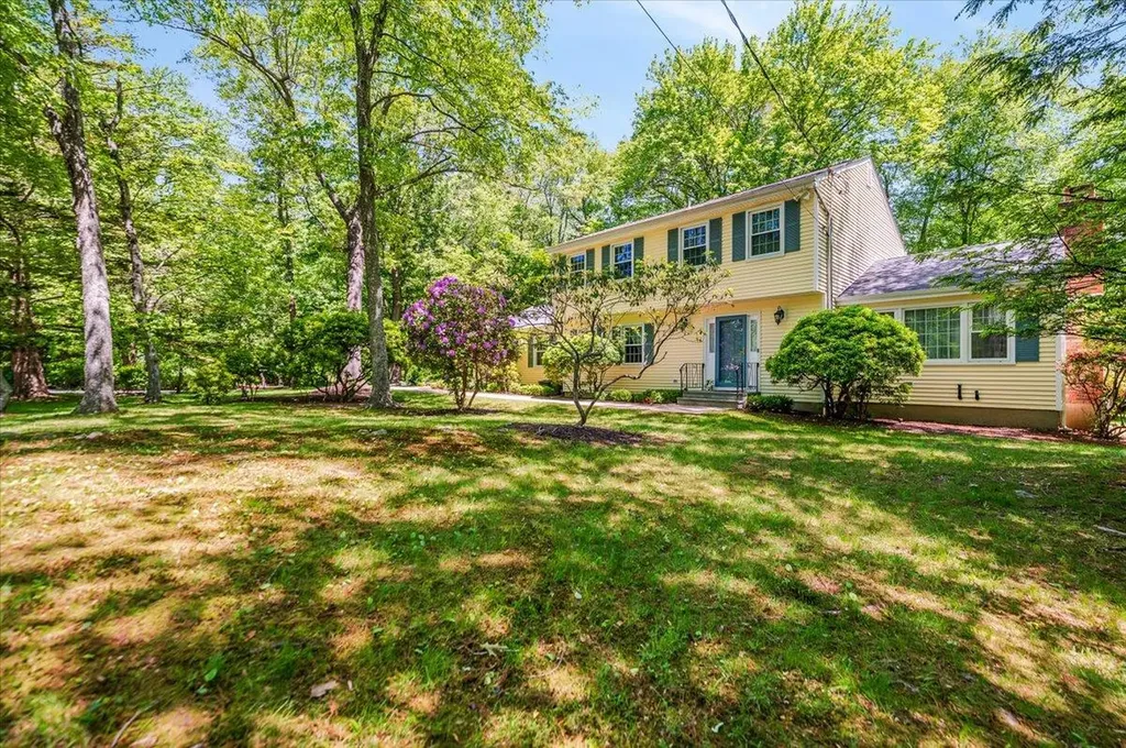 24 Summit Circle Somers NY 10589