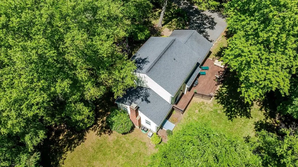 24 Summit Circle Somers NY 10589