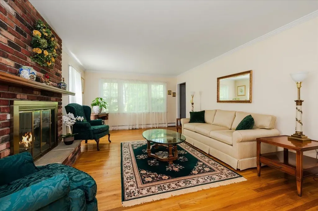 24 Summit Circle Somers NY 10589