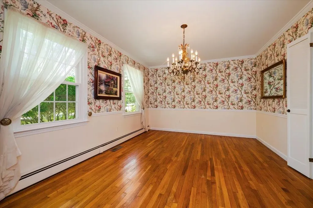 24 Summit Circle Somers NY 10589