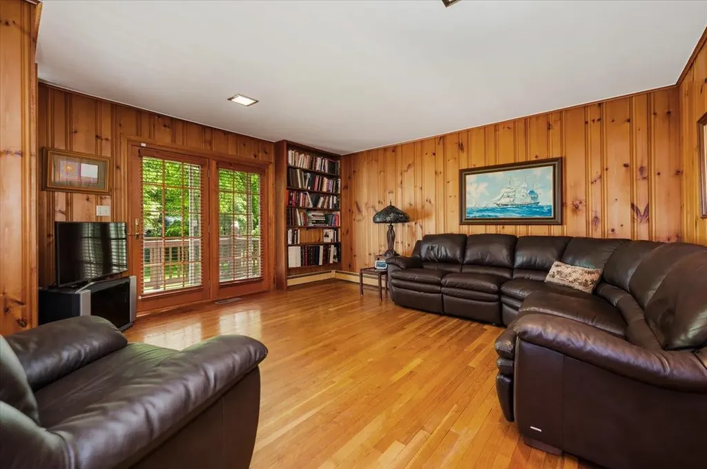 24 Summit Circle Somers NY 10589