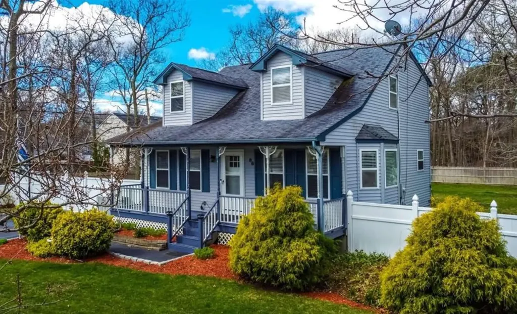 86 Madison Street Mastic NY 11950