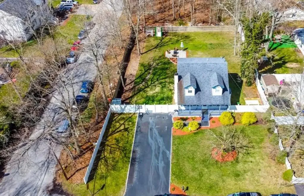 86 Madison Street Mastic NY 11950
