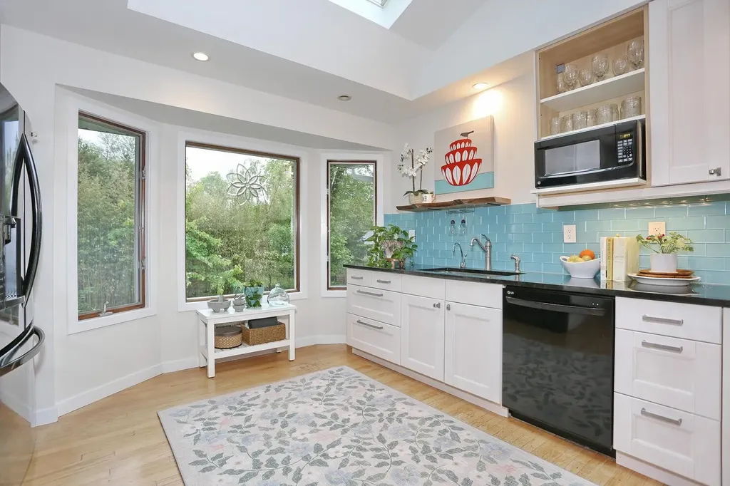 17 Richard Drive West Nyack NY 10994