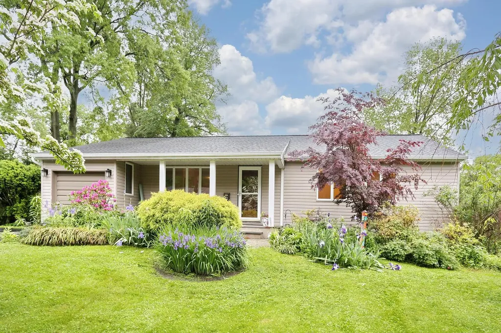 17 Richard Drive West Nyack NY 10994