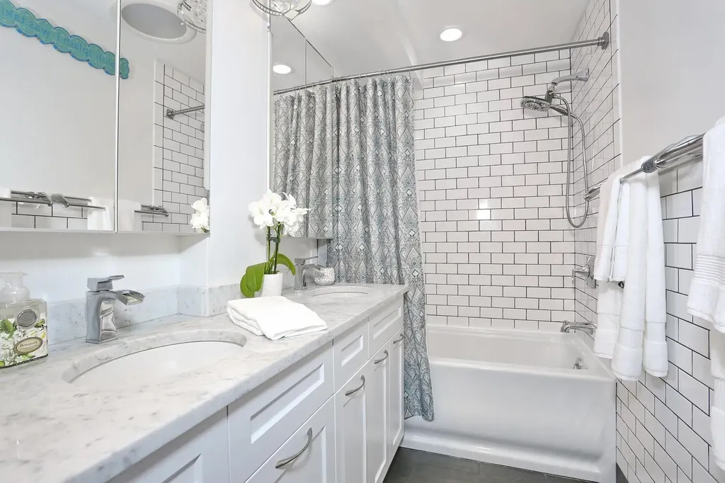 17 Richard Drive West Nyack NY 10994