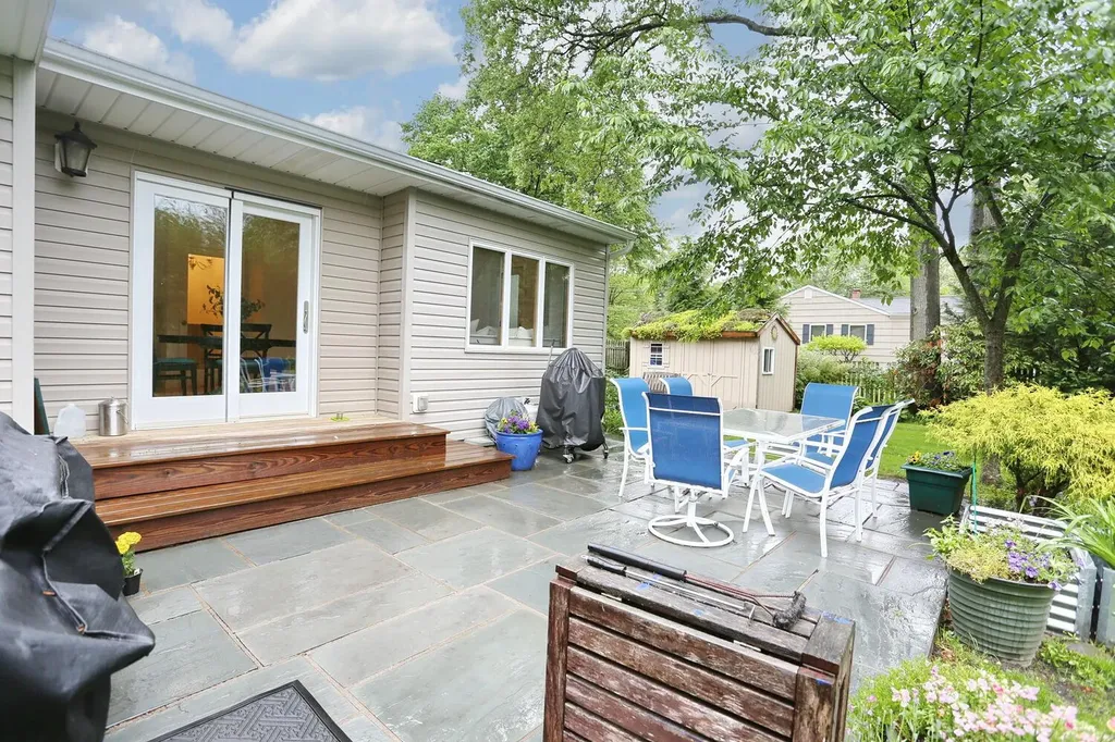 17 Richard Drive West Nyack NY 10994