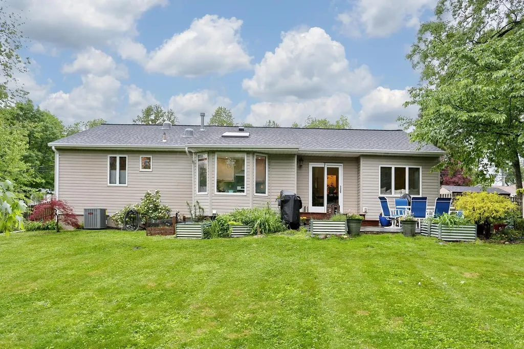 17 Richard Drive West Nyack NY 10994
