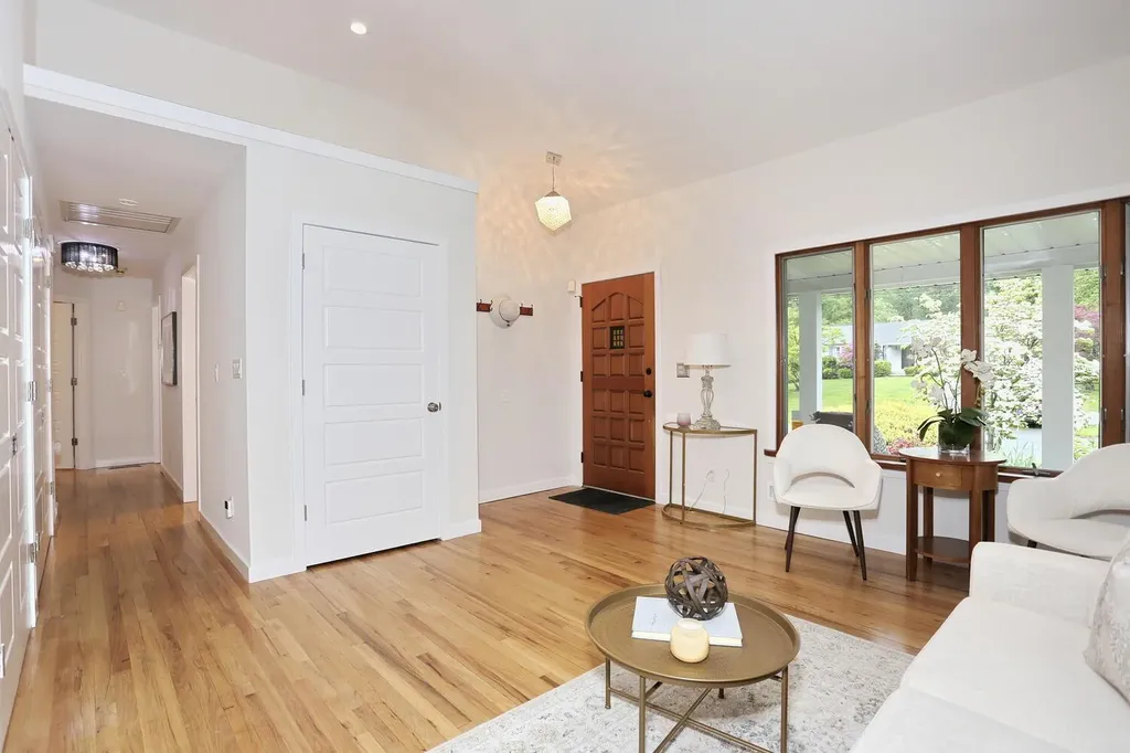 17 Richard Drive West Nyack NY 10994