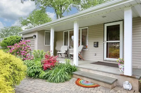 17 Richard Drive West Nyack NY 10994