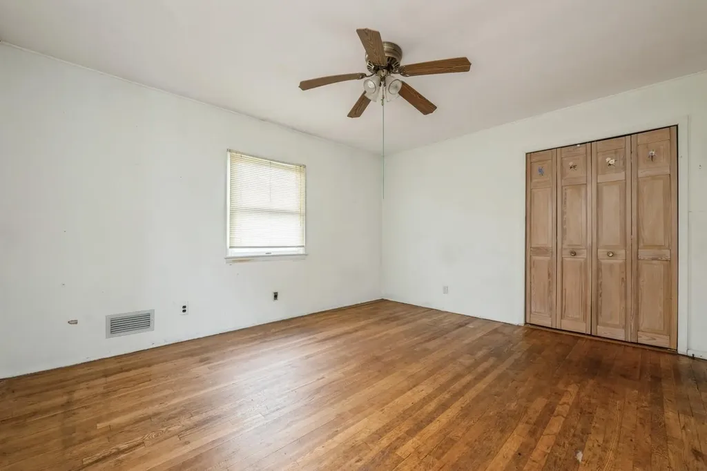 542 Kell Place Seaford NY 11783