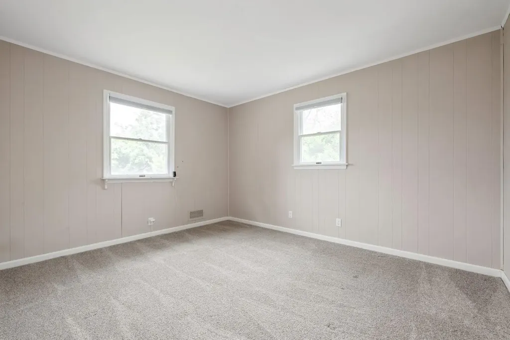542 Kell Place Seaford NY 11783