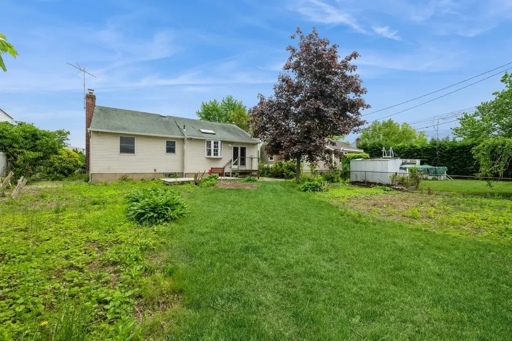 542 Kell Place Seaford NY 11783