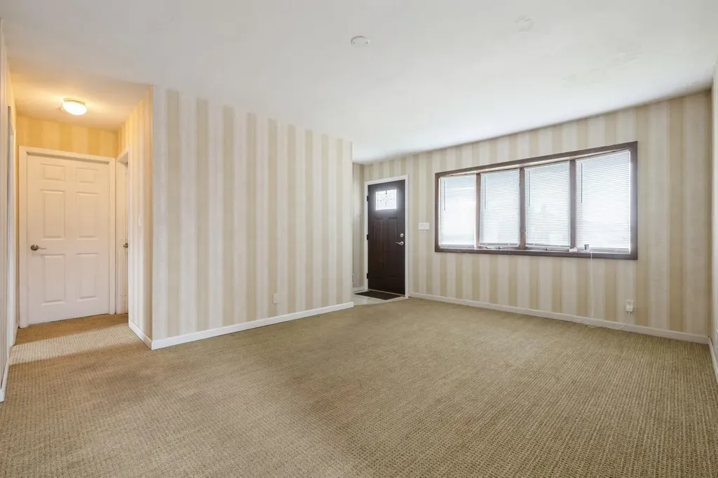 542 Kell Place Seaford NY 11783