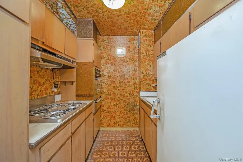92-31 57th Avenue Elmhurst NY 11373