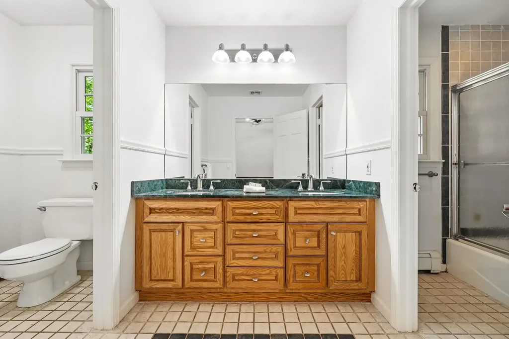 122 Valley View Road Chappaqua NY 10514