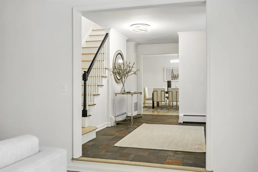 122 Valley View Road Chappaqua NY 10514