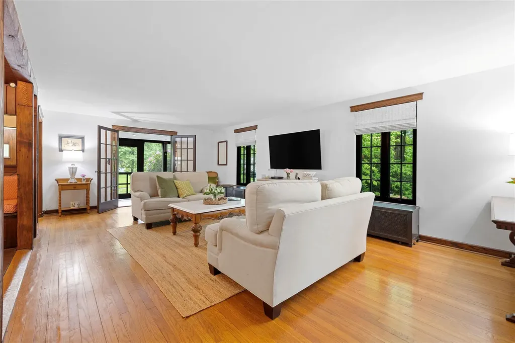 42 Croton Avenue Mount Kisco NY 10549