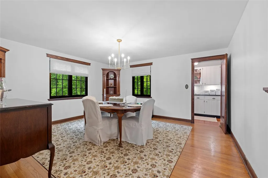 42 Croton Avenue Mount Kisco NY 10549