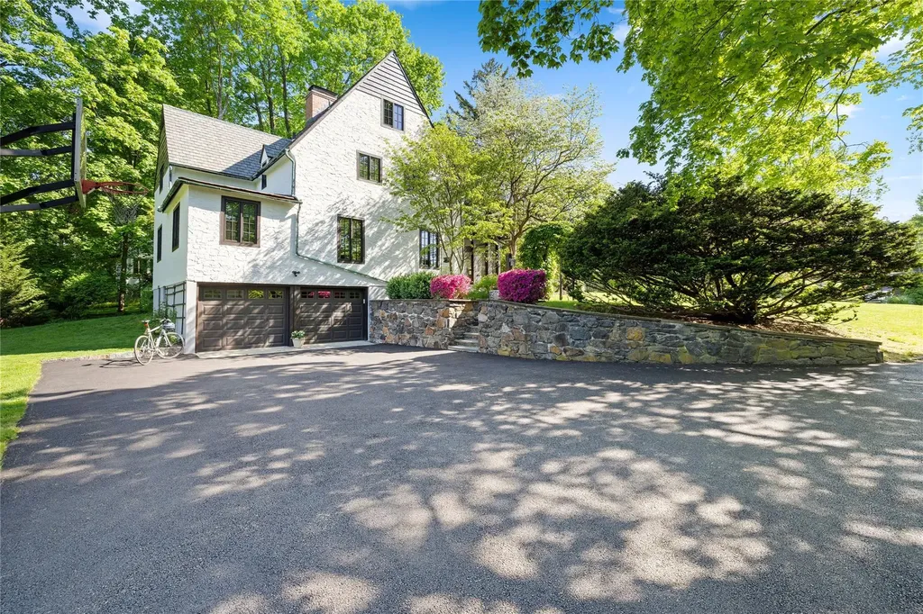 42 Croton Avenue Mount Kisco NY 10549