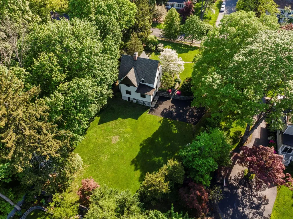 42 Croton Avenue Mount Kisco NY 10549
