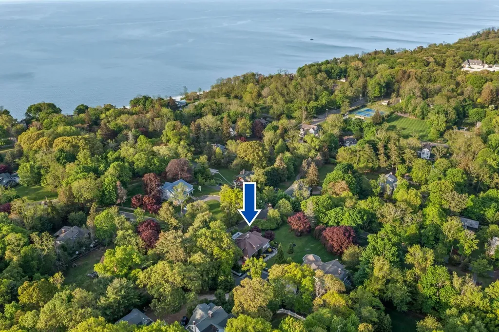 9 Prospect Street Shoreham NY 11786