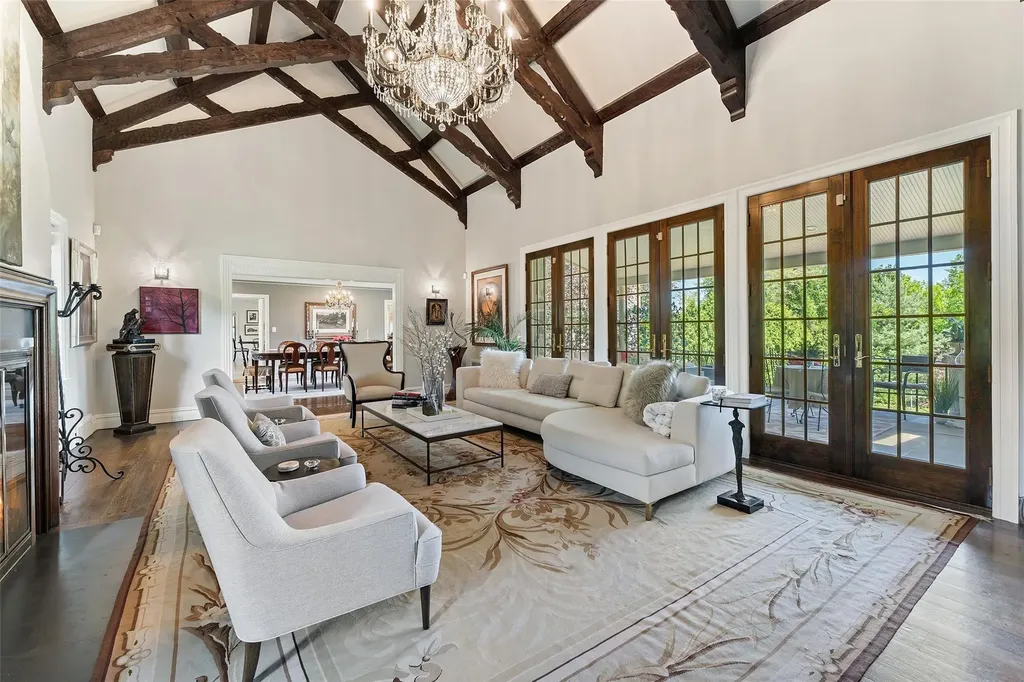 18 Castle Walk Scarsdale NY 10583