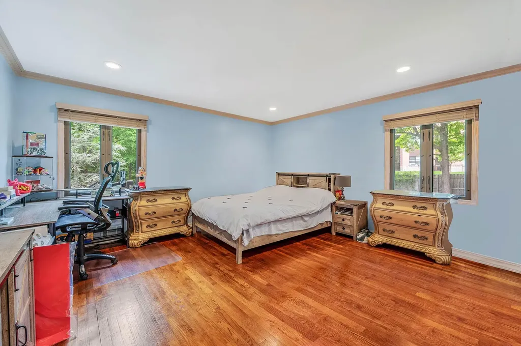 2 Farmview Drive Dix Hills NY 11746